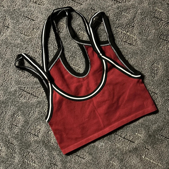 Urban Outfitters Out From Under Seamless Keyhole Cropped Tank Top Burgundy Black - Picture 4 of 5